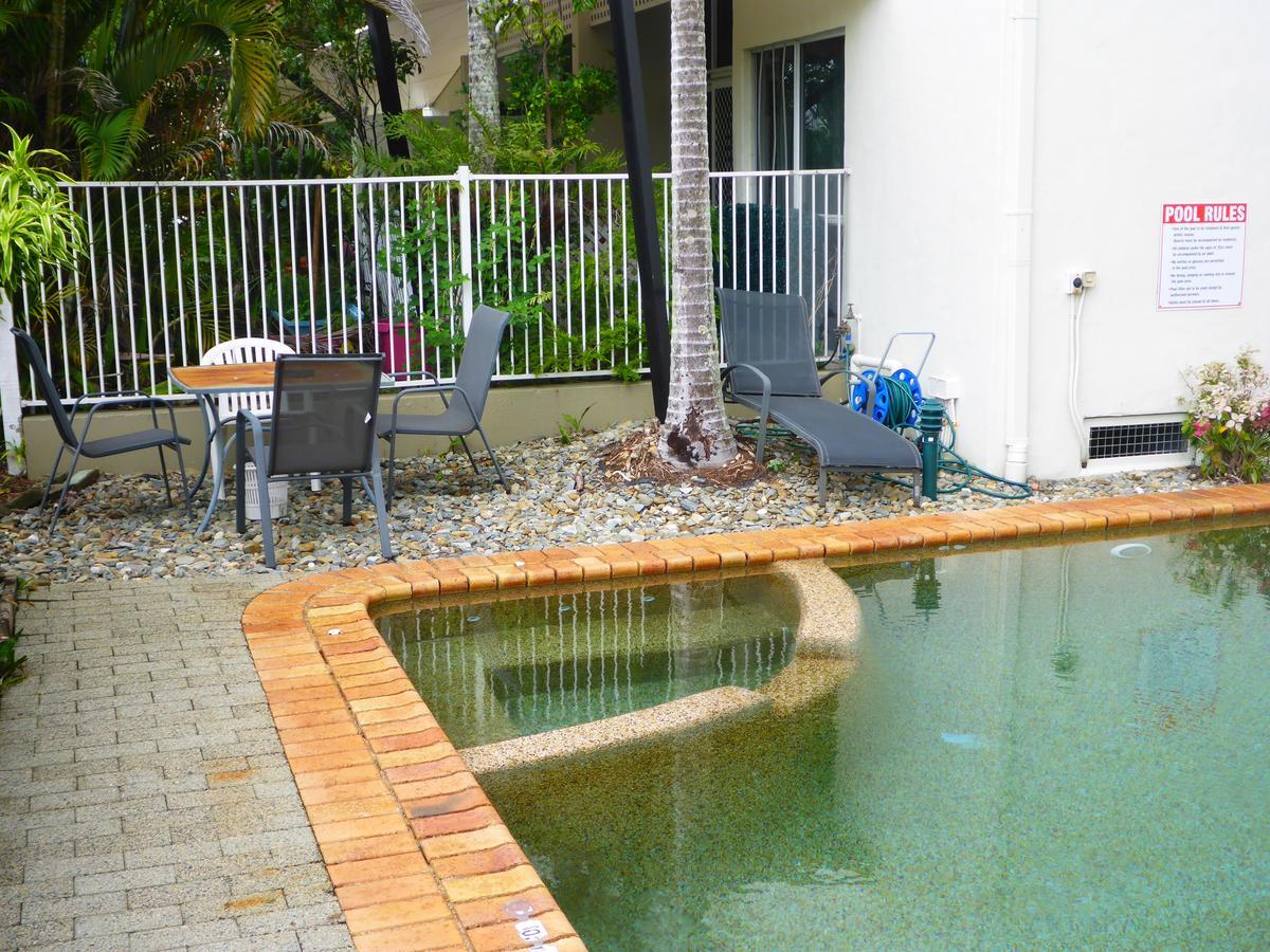Inner City Value Cairns Luaran gambar